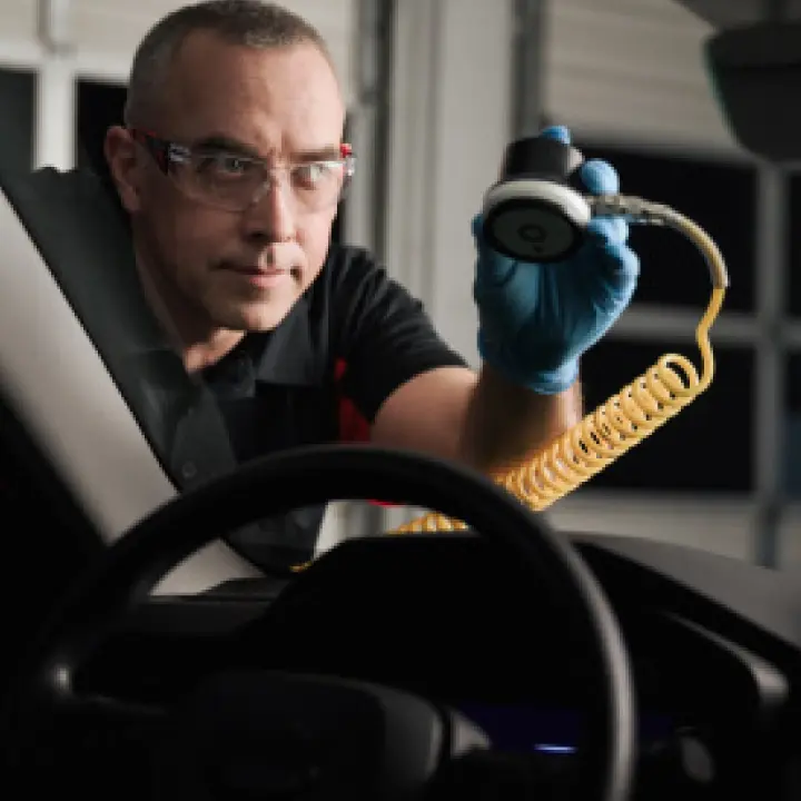 Car Windshield Crack Repair Services