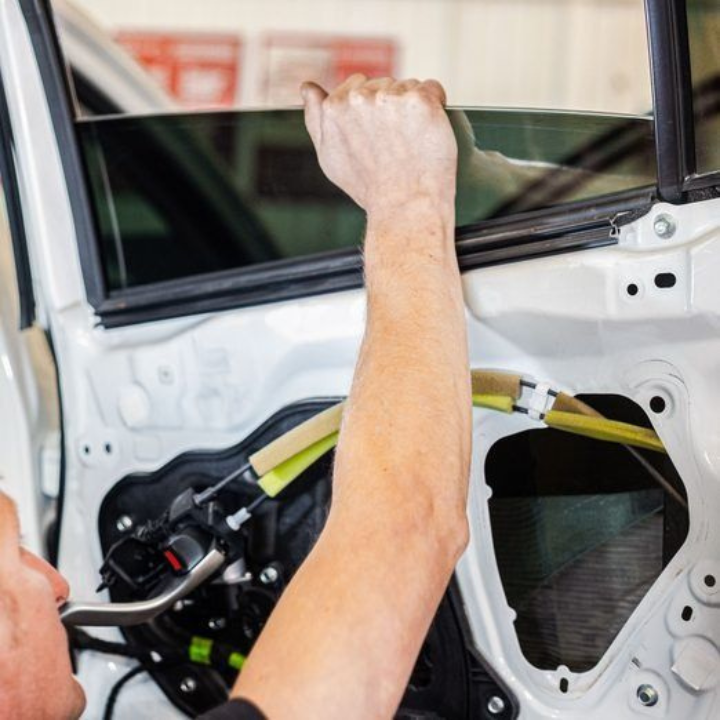 Auto Window Regulator Repair Services