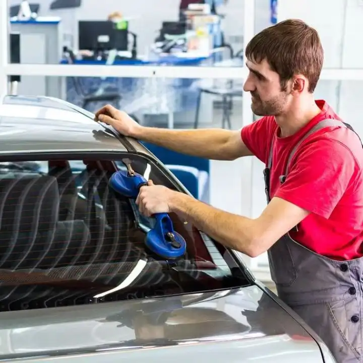 Auto Mirror Glass Replacement Services
